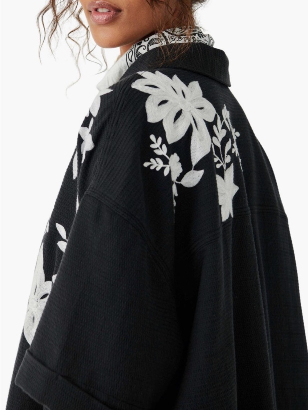 Free people We The Free Flowers Embroidered Shirt Size Large - Picture 3 of 6